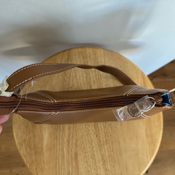 90’s Classic Tan Hobo Shoulder Bag - Picture 3 of 11